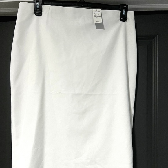 Express White Skirt. SZ 14. NWT - Picture 1 of 3